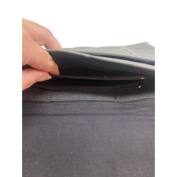 Gray Genuine Leather Clutch Wristlet Purse With Snap Closure & Interior Zipper P - Picture 5 of 7